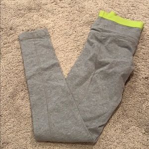 Lululemon leggings, athleisure!